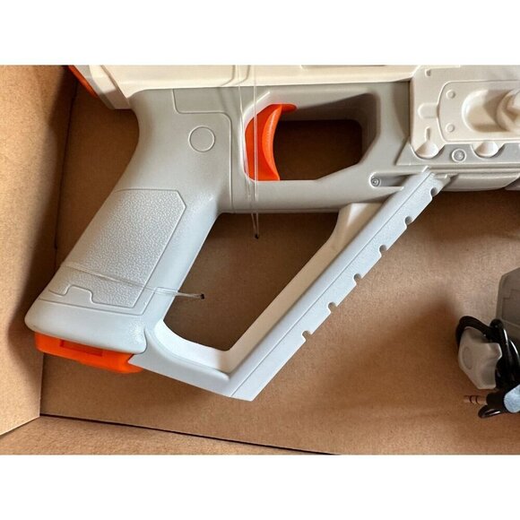 Recoil RK 45 Spit Fire Laser Tag Weapon Smartphone Use W/ Recoil Starter Kit NIB - Picture 11 of 11